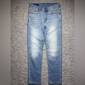 American Eagle Jeans Mens 26 x 28 Slim Light Wash Airflex Classic Casual Denim